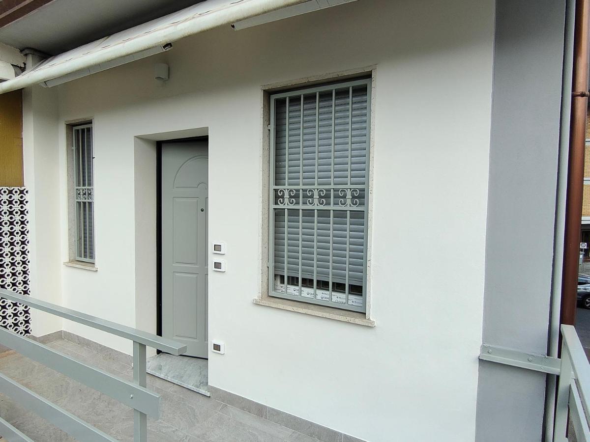 Cytrus Apartament Villa Marina di Massa Exterior photo