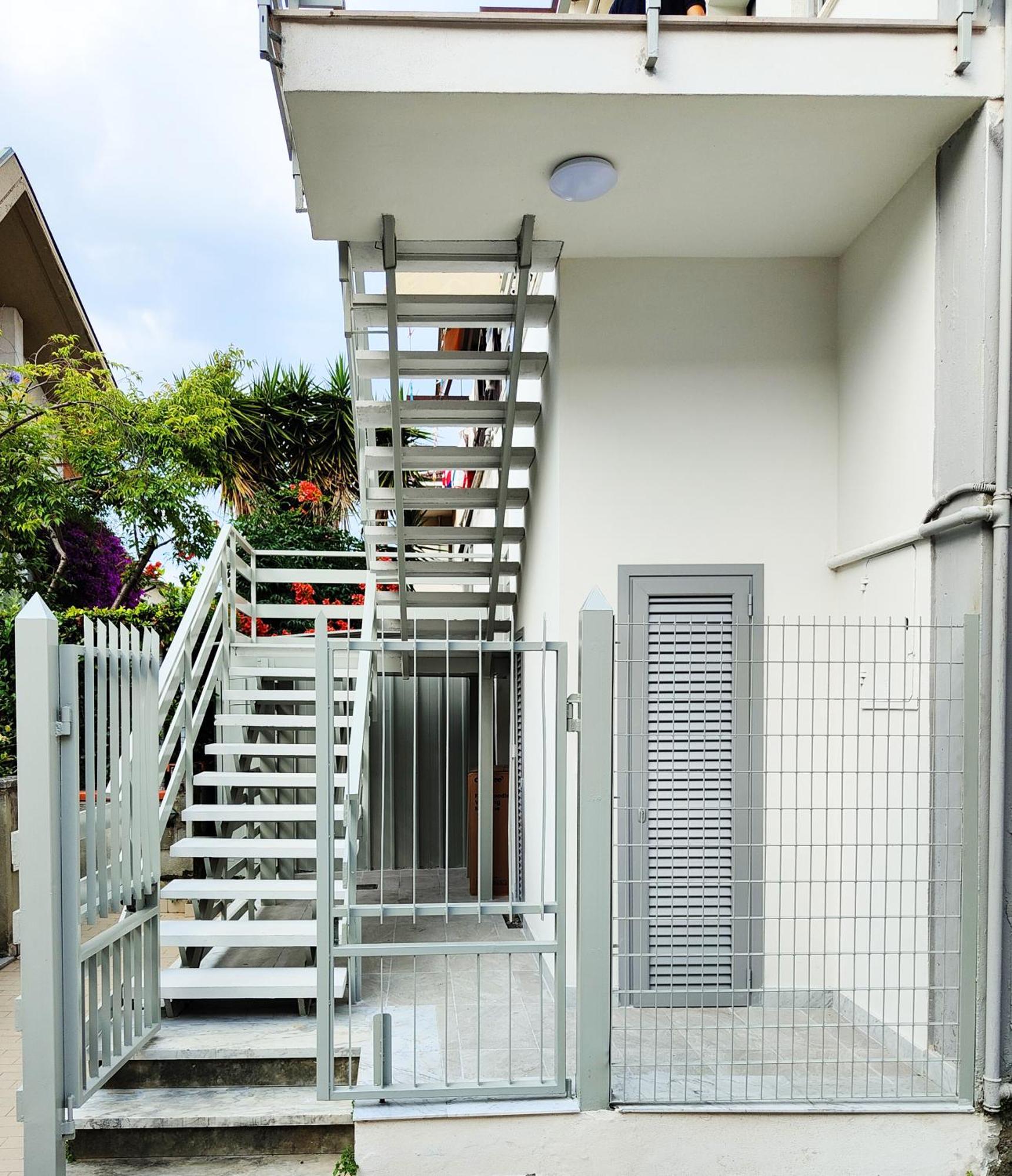 Cytrus Apartament Villa Marina di Massa Exterior photo