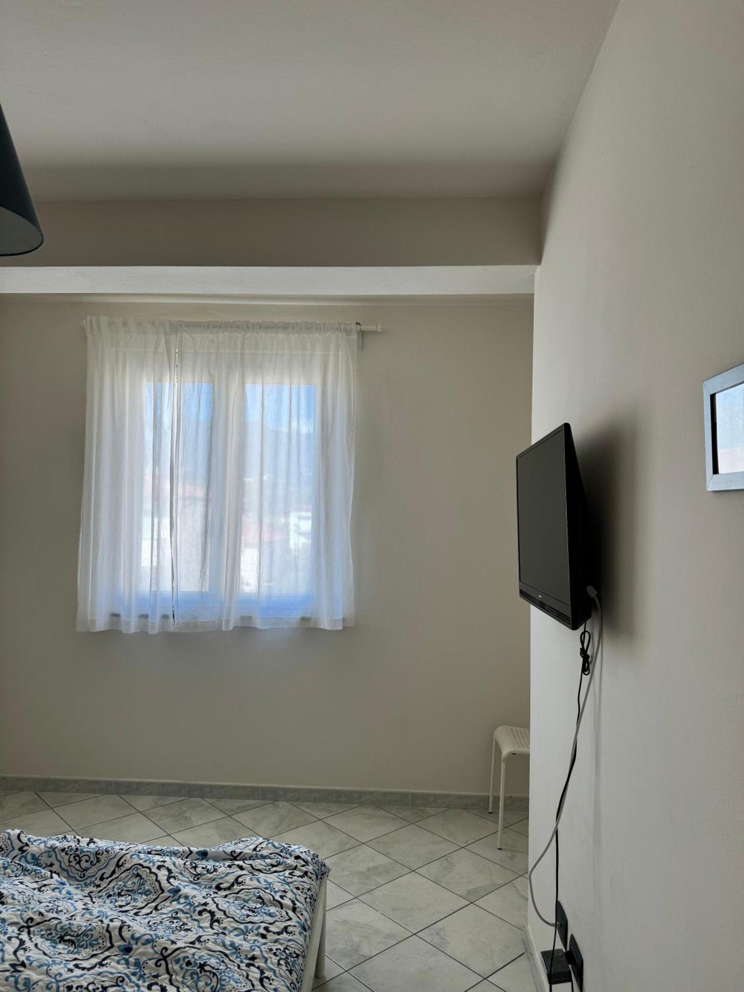 Cytrus Apartament Villa Marina di Massa Exterior photo